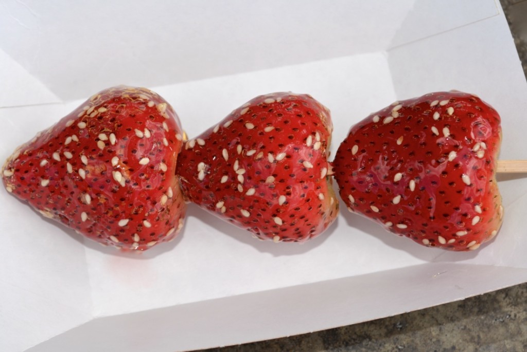 Beijing-style Candied Strawberries